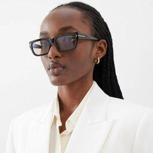 Tom Ford EZRA FT1075 01E Women Sunglasses Black Brown Photochromic NEW AUTHENTIC